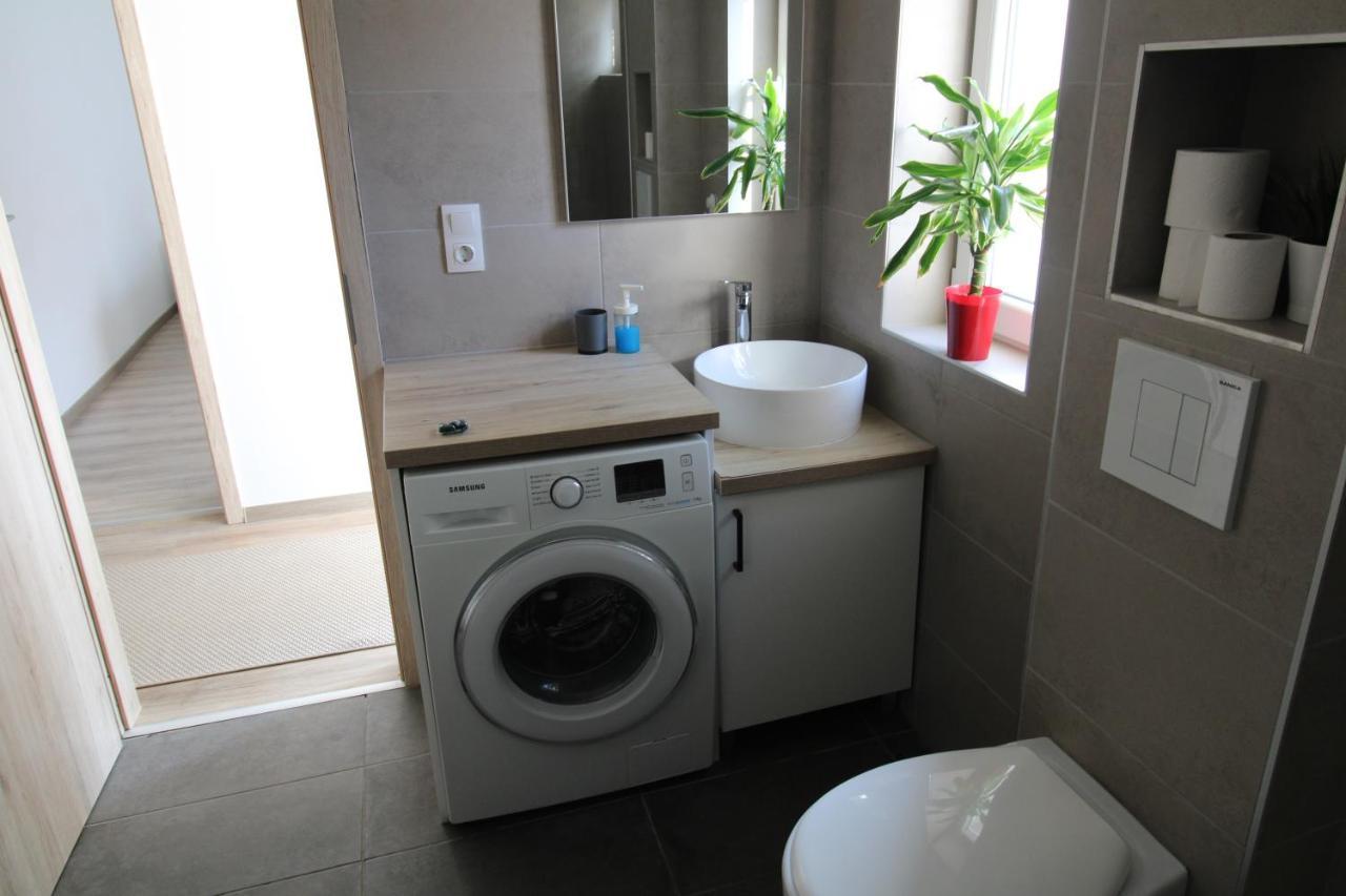 Garden Apartman House Lejlighed Pécs Eksteriør billede